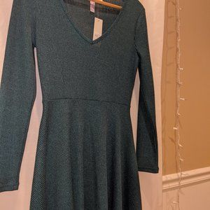 Quarter Sleeve Emerald Knit Dress, M